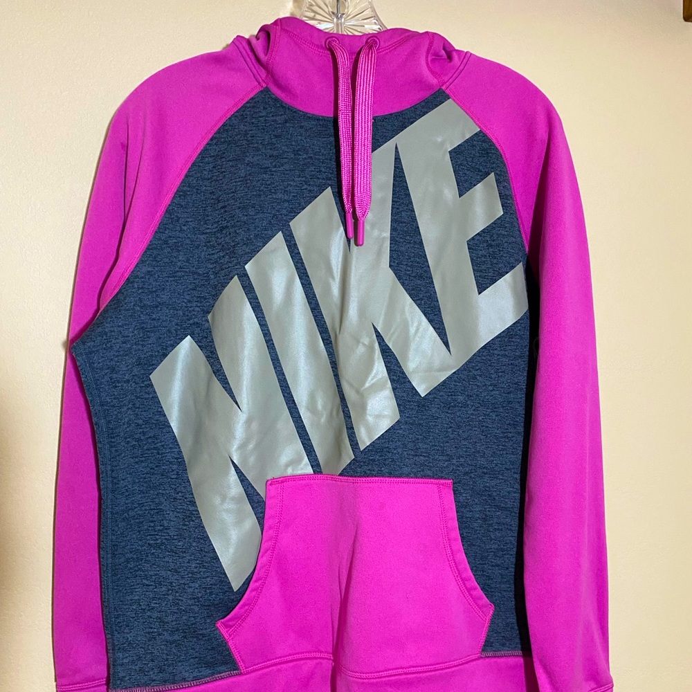 Nike sweatshirt